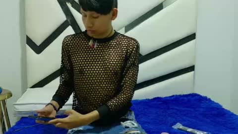 Alexandro online show from 10-31-25, 07:04