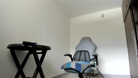 Snapshot of alexandro_king chatting on 12-24-24, 05:44 ALEX online show from 12-24-24, 05:44