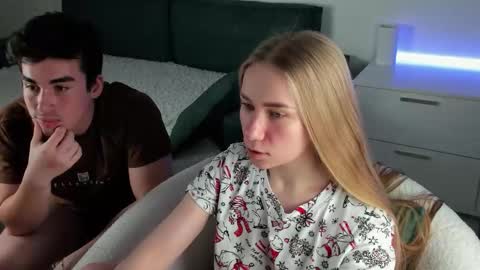 Snapshot of alexarti chatting on 01-06-26, 06:44 Alex online show from 01-06-26, 06:44