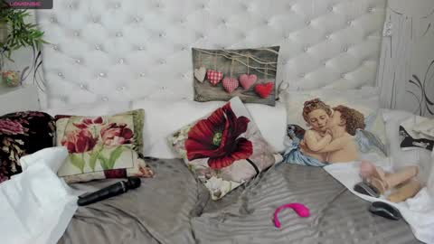 Snapshot of alexasmitt chatting on 01-19-25, 04:25 Alexa online show from 01-19-25, 04:25