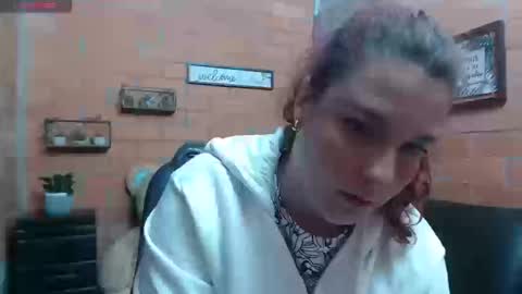 Snapshot of alexatai chatting on 09-09-25, 12:32 alexatai online show from 09-09-25, 12:32