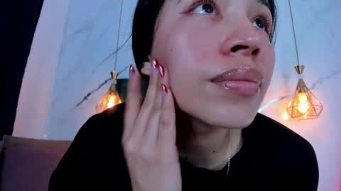 Snapshot of alexavans chatting on 02-04-26, 11:05 online show from 02-04-26, 11:05