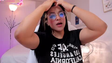 Snapshot of alexaworld chatting on 12-30-24, 08:21 lexandra online show from 12-30-24, 08:21