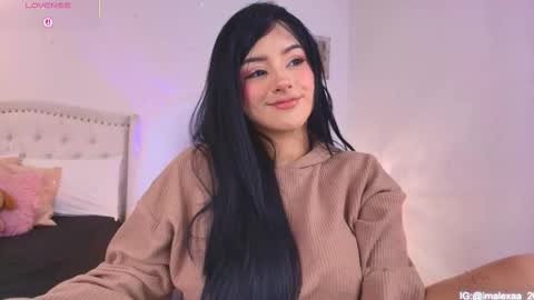 Snapshot of alexaworld chatting on 12-18-25, 11:27 lexandra online show from 12-18-25, 11:27