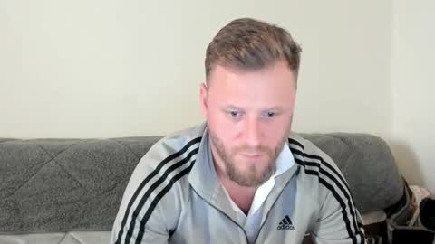 Snapshot of alexboy2022 chatting on 12-19-24, 01:07 onlyfans..alexyno2022 online show from 12-19-24, 01:07