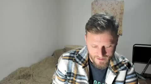 Snapshot of alexboy2022 chatting on 12-24-24, 01:28 onlyfans..alexyno2022 online show from 12-24-24, 01:28