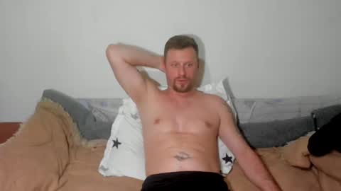 Snapshot of alexboy2022 chatting on 03-02-25, 03:27 onlyfans..alexyno2022 online show from 03-02-25, 03:27