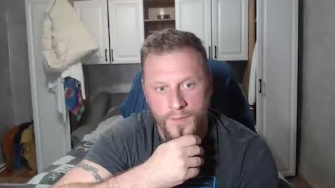 Snapshot of alexboy2022 chatting on 10-22-25, 07:46 onlyfans..alexyno2022 online show from 10-22-25, 07:46