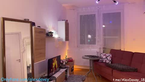           online show from 01-07-25, 09:35