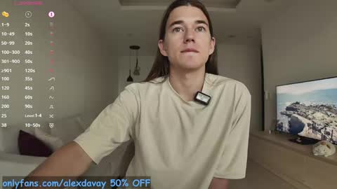Snapshot of alexdavey chatting on 06-07-26, 11:03 online show from 06-07-26, 11:03