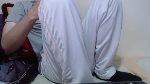 Snapshot of alexdelarge323 chatting on 07-20-26, 04:20 Alex online show from 07-20-26, 04:20