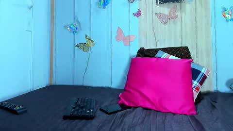 Alex online show from 04-18-26, 02:37