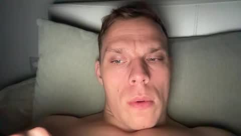 Snapshot of alexfit96 chatting on 11-04-25, 11:37 alexfit96 online show from 11-04-25, 11:37