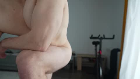 Snapshot of alexfit96 chatting on 02-21-26, 01:45 alexfit96 online show from 02-21-26, 01:45