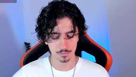 Snapshot of alexfloreszzz chatting on 02-10-26, 10:03 alexfloreszzz online show from 02-10-26, 10:03