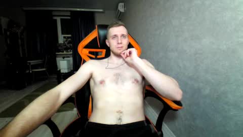 Snapshot of alexfox2018 chatting on 03-04-25, 10:27 Alex online show from 03-04-25, 10:27