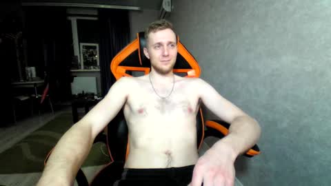 Snapshot of alexfox2018 chatting on 03-10-25, 04:35 Alex online show from 03-10-25, 04:35