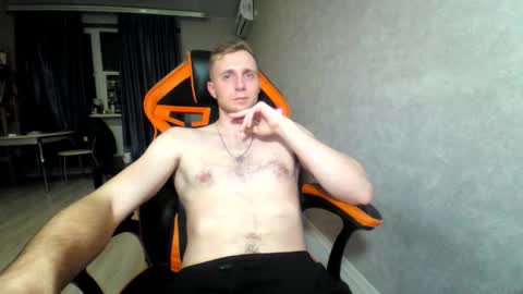 Snapshot of alexfox2018 chatting on 01-08-26, 07:38 Alex online show from 01-08-26, 07:38