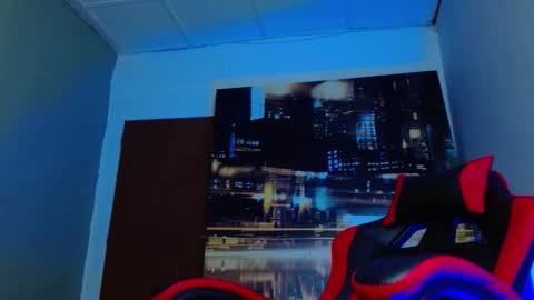 Snapshot of alexgiraldo__ chatting on 03-27-26, 12:16 alexgiraldo__ online show from 03-27-26, 12:16