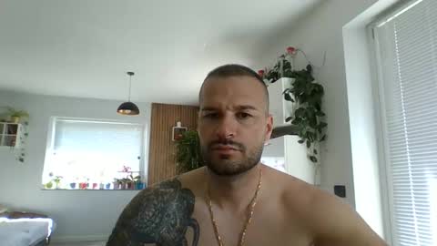 rey ale84 online show from 04-07-26, 01:33