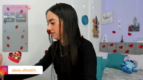 Snapshot of alexia_fit23 chatting on 02-14-25, 01:13 Alexia online show from 02-14-25, 01:13