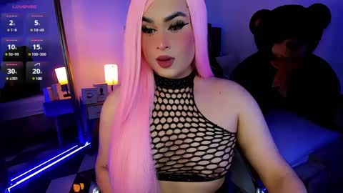  alexia mattel  online show from 02-08-25, 01:54