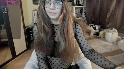 alexiamaiex online show from 11-09-25, 04:22