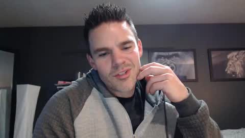 Alex online show from 01-16-25, 03:34