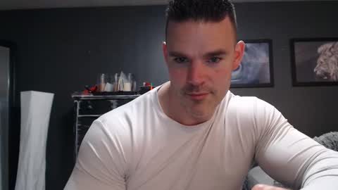 Snapshot of alexiarain chatting on 04-08-26, 01:05 Alex online show from 04-08-26, 01:05