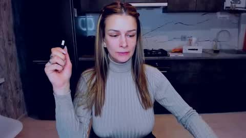 Snapshot of alexiayellow chatting on 02-10-25, 04:04 Alexia online show from 02-10-25, 04:04