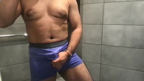 Snapshot of alexis69mm chatting on 12-25-24, 02:14 Alex online show from 12-25-24, 02:14