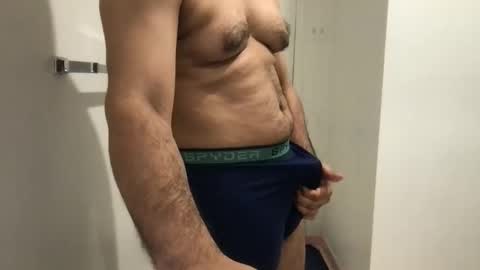 Snapshot of alexis69mm chatting on 12-16-25, 02:16 Alex online show from 12-16-25, 02:16