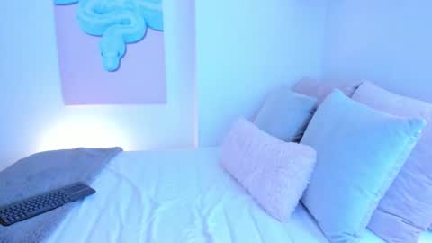 Alexiis 3 online show from 10-07-25, 12:57