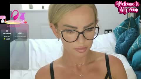 Alexis White online show from 06-26-26, 10:08