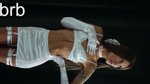 Alexis   Mon Tue Wed Thu Fri 7 GMT 0100am-0700am  online show from 10-13-25, 08:09