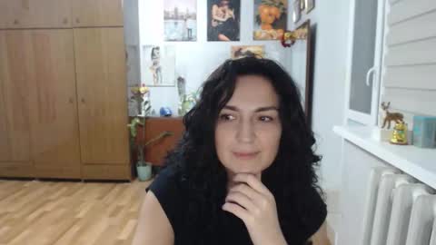 AlexisMillers online show from 11-22-25, 06:51