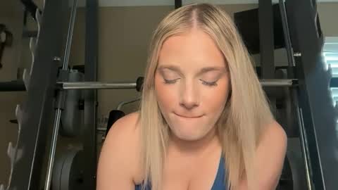 alexispaige06 online show from 12-01-25, 09:09