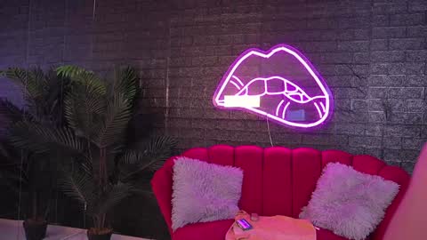 Snapshot of alexiss_texxxas chatting on 02-07-25, 07:50 Alexis Texas online show from 02-07-25, 07:50