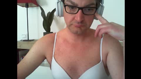 Alexia online show from 02-09-26, 11:14