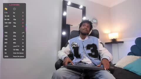 Snapshot of alexjaccob chatting on 10-26-25, 12:11 Alex Jaccob online show from 10-26-25, 12:11