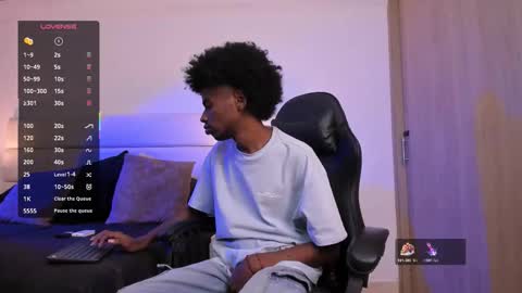 Snapshot of alexjaccob chatting on 11-08-25, 07:34 Alex Jaccob online show from 11-08-25, 07:34