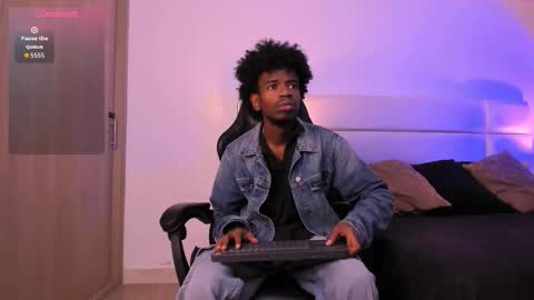 Snapshot of alexjaccob chatting on 11-24-25, 01:00 Alex Jaccob online show from 11-24-25, 01:00