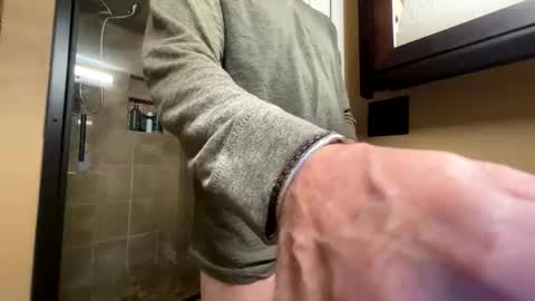 Alex online show from 11-08-25, 02:12