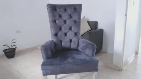 Snapshot of alexmaximuss chatting on 12-24-24, 07:00 Maximuss online show from 12-24-24, 07:00