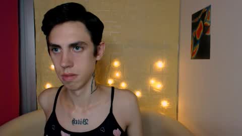 Snapshot of alexnaughty14 chatting on 09-24-25, 07:55 alexnaughty14 online show from 09-24-25, 07:55