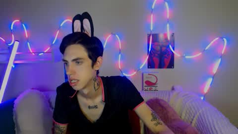 Snapshot of alexnaughty14 chatting on 09-25-25, 09:02 alexnaughty14 online show from 09-25-25, 09:02