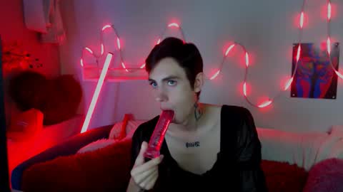 Snapshot of alexnaughty14 chatting on 09-26-25, 08:18 alexnaughty14 online show from 09-26-25, 08:18