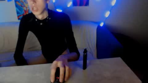 Snapshot of alexnaughty14 chatting on 10-10-25, 08:13 alexnaughty14 online show from 10-10-25, 08:13