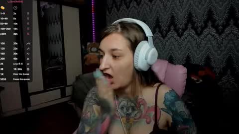 Snapshot of alexracc00n chatting on 12-06-24, 11:47 Alex online show from 12-06-24, 11:47