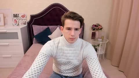 Snapshot of alexs_771 chatting on 02-24-25, 12:26 Dennis online show from 02-24-25, 12:26